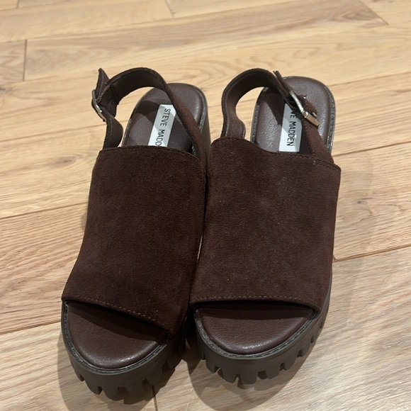 Steve Madden Sunnyside Block Sandal - Picture 2 of 4